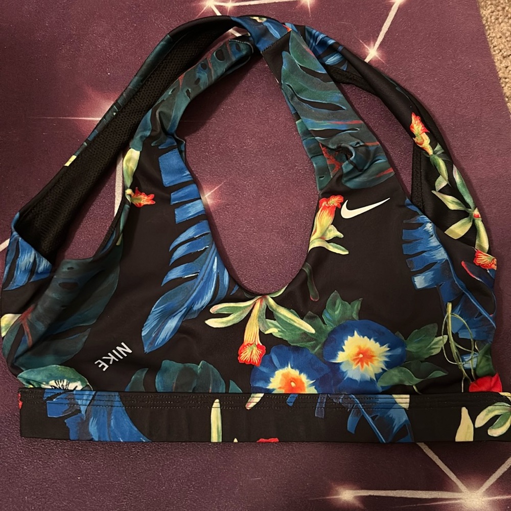 Nike sports bra